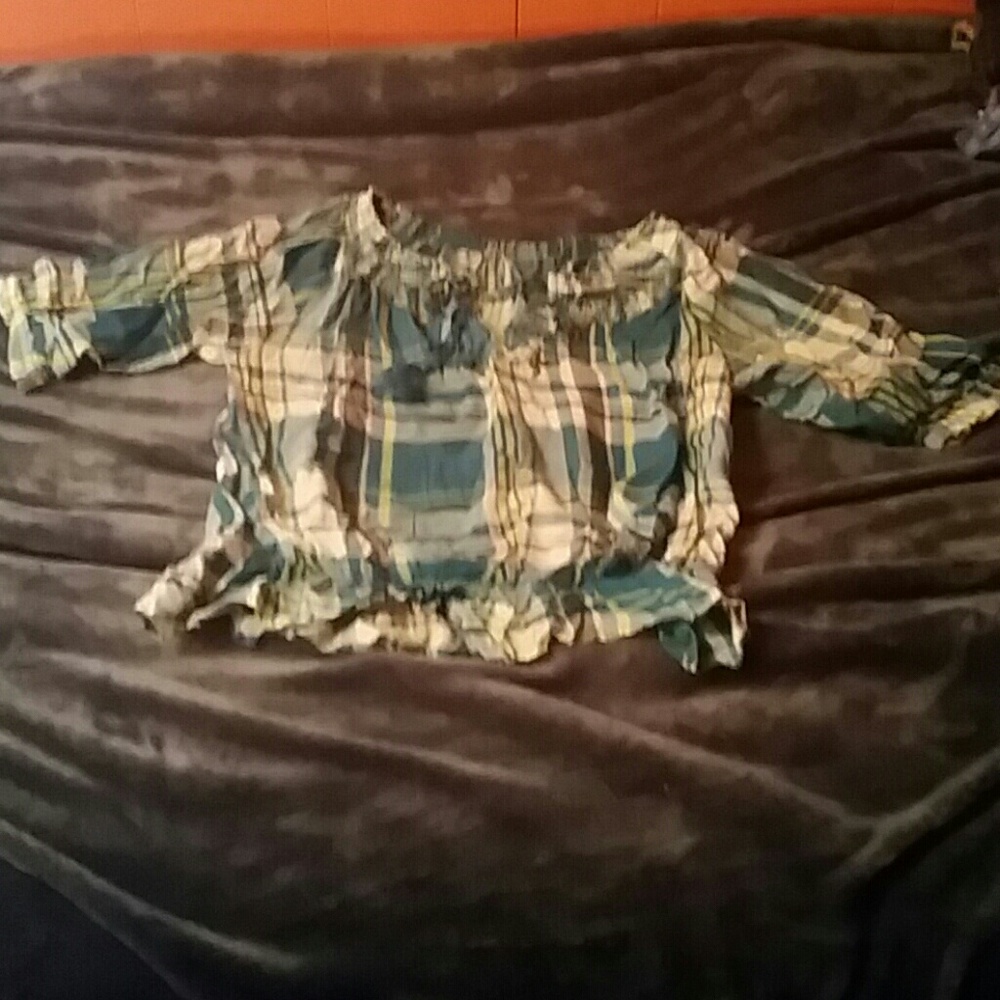 Short sleeve shirt